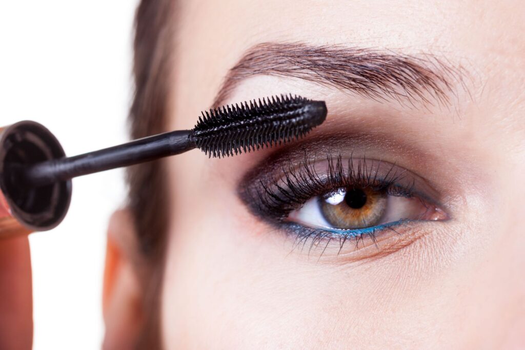 Telescopic Blue Mascara Amplify Your Lashes with Radiant Blue