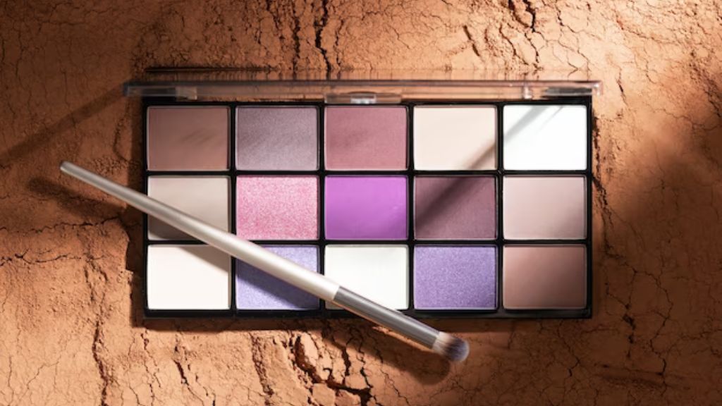 You are currently viewing Best Eyeshadow Palette for Winter: Unlock Your Winter Glam