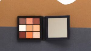 Read more about the article Best Simple Eyeshadow Palette Enhance Your Eyes With Elegance