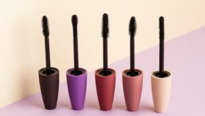 Read more about the article What is Clean Mascara  : Unveiling the Magic of Toxic-Free Lashes